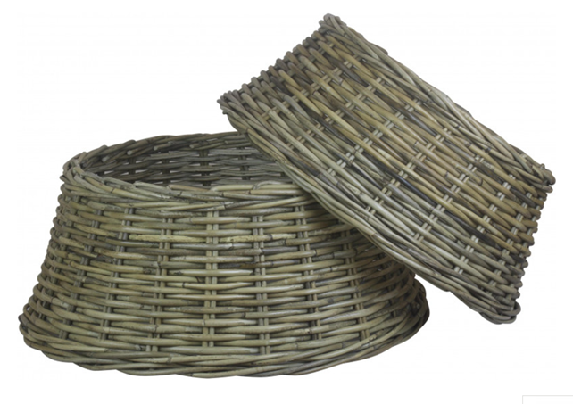 Small Wicker Christmas Tree Skirt